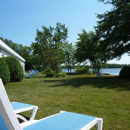 Motel Belle Riviere Saint-Jean-sur-Richelieu Kültér fotó