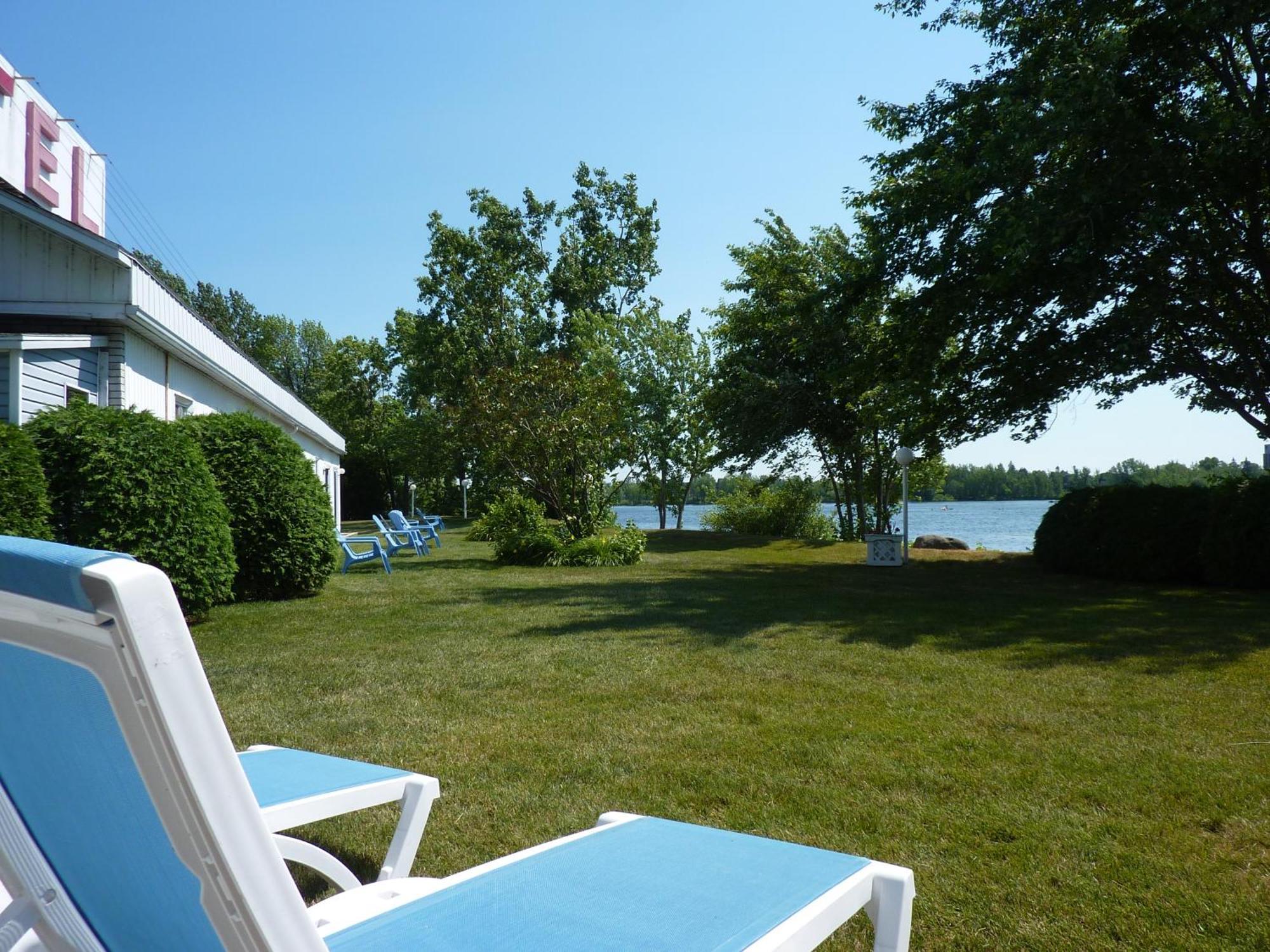 Motel Belle Riviere Saint-Jean-sur-Richelieu Kültér fotó