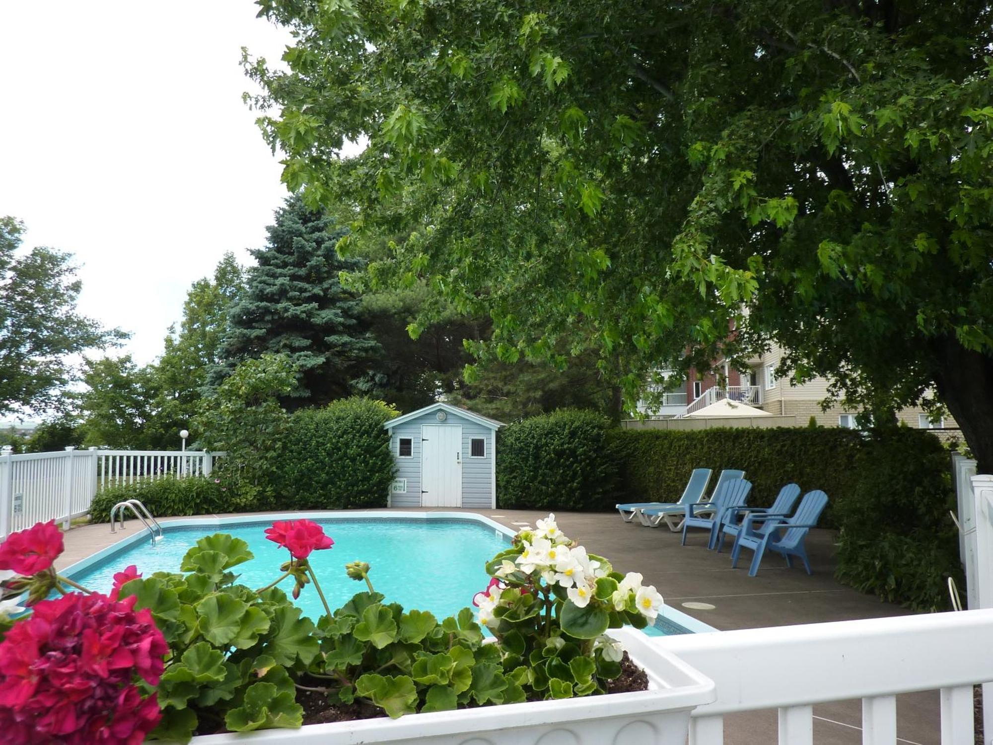 Motel Belle Riviere Saint-Jean-sur-Richelieu Kültér fotó