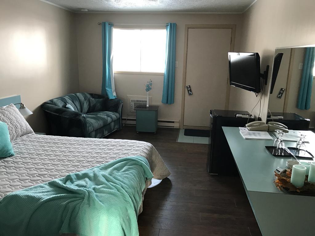 Motel Belle Riviere Saint-Jean-sur-Richelieu Kültér fotó