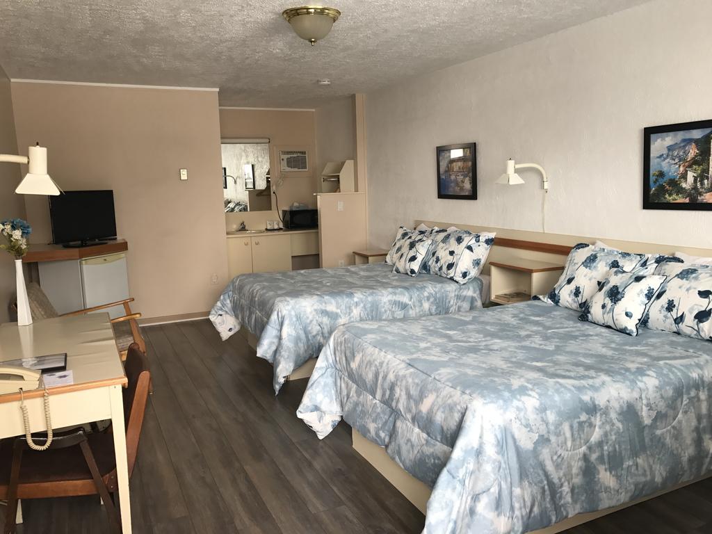 Motel Belle Riviere Saint-Jean-sur-Richelieu Kültér fotó