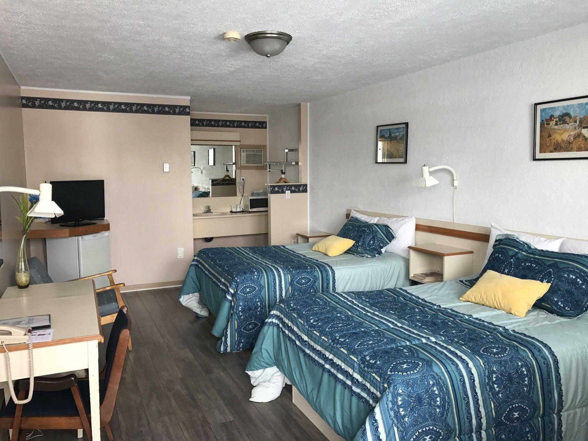 Motel Belle Riviere Saint-Jean-sur-Richelieu Kültér fotó