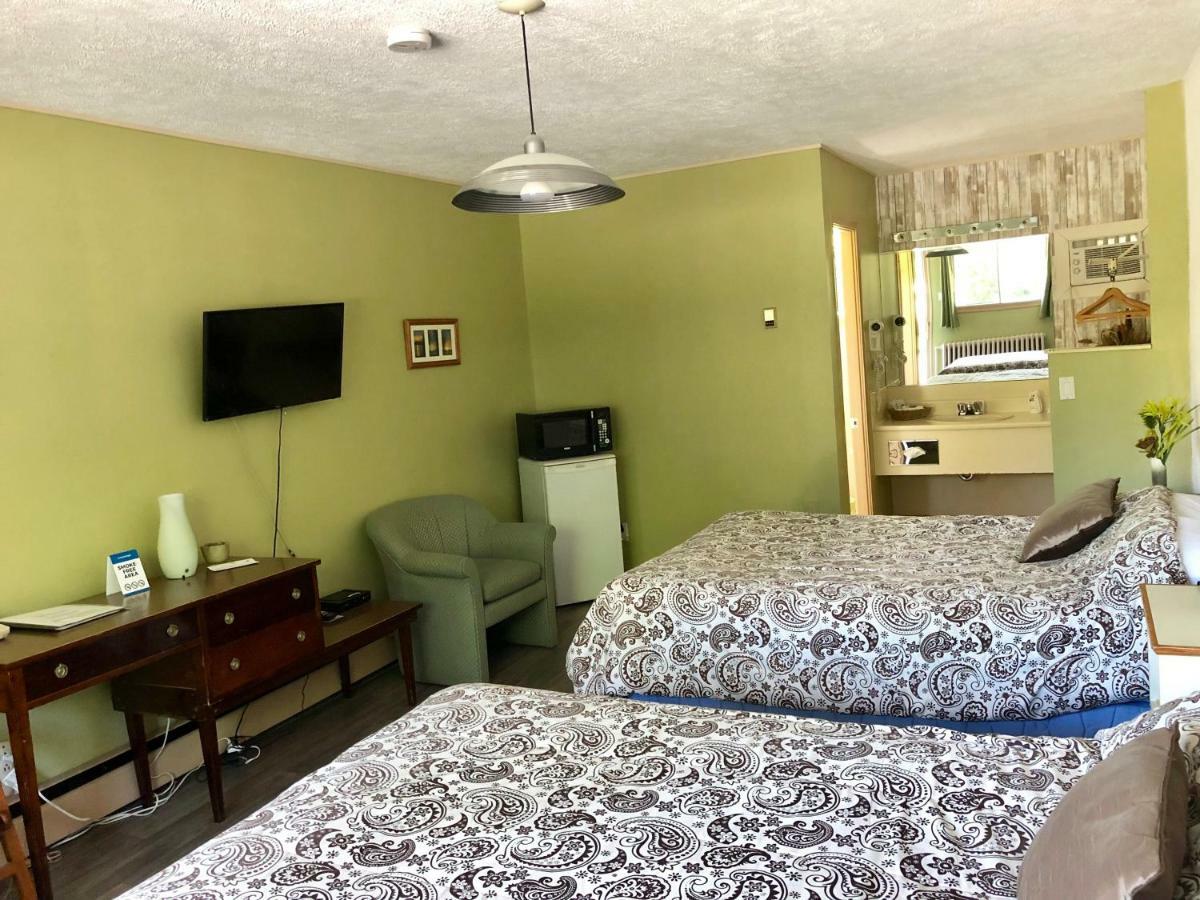 Motel Belle Riviere Saint-Jean-sur-Richelieu Kültér fotó